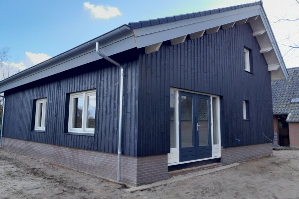 052.23.logwoning-houten-woning-jansen_blokhuizen030.jpg