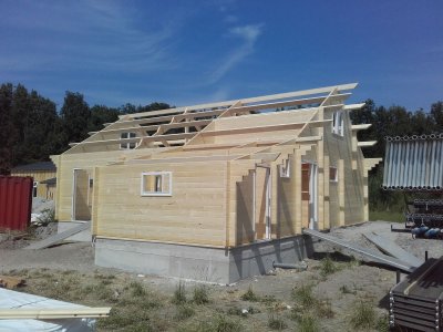 061.17.houten_woning-blokhuis-blokhut-1.jpg