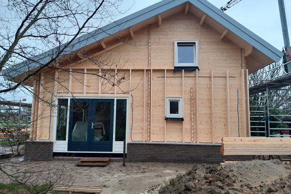 052.23.logwoning-houten-woning-jansen_blokhuizen013.jpg