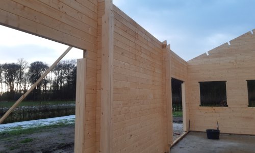 008.22.logwoning-houten-woning-jansen_blokhuizen09.jpg