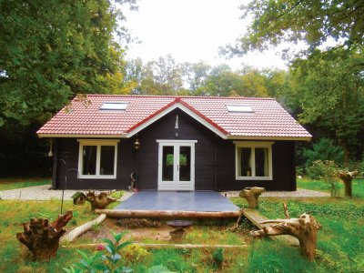 136.09.blokhuis-blokhut-houten_woning001.jpg