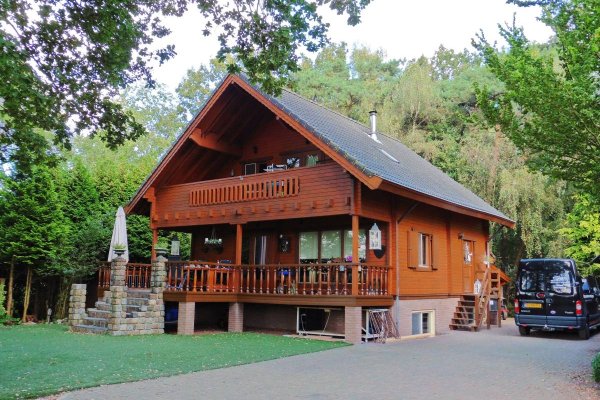 191.00.houten_woning-blokhuis-blokhut002.jpg