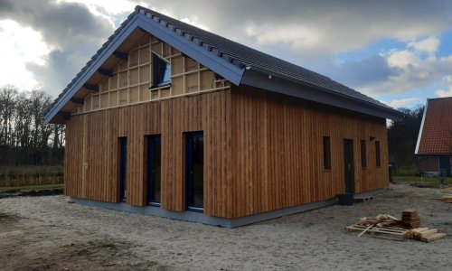 008.22.logwoning-houten-woning-jansen-blokhuizen-23.jpg
