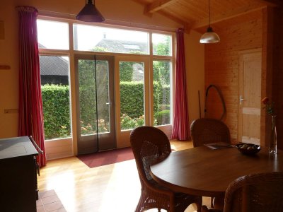 153.13.blokhuis-blokhut-recreatiewoning010.jpg