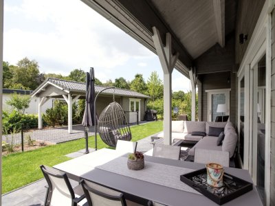 196.18.jansen_blokhuizen_veranda+overstek.jpg